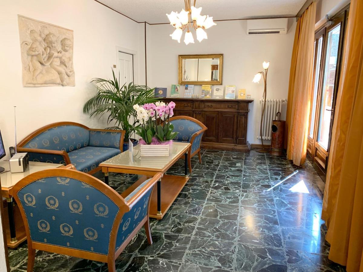 Hotel Villa Margherita Limone sul Garda Exterior foto