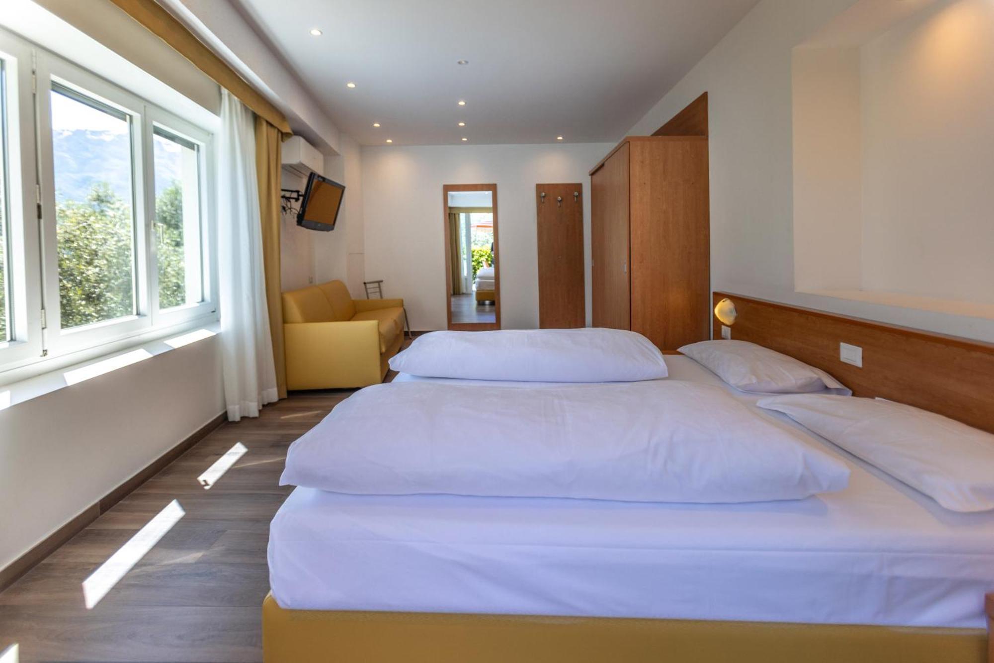 Hotel Villa Margherita Limone sul Garda Exterior foto