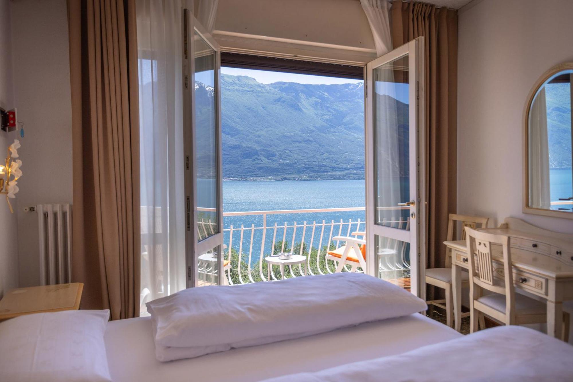 Hotel Villa Margherita Limone sul Garda Exterior foto