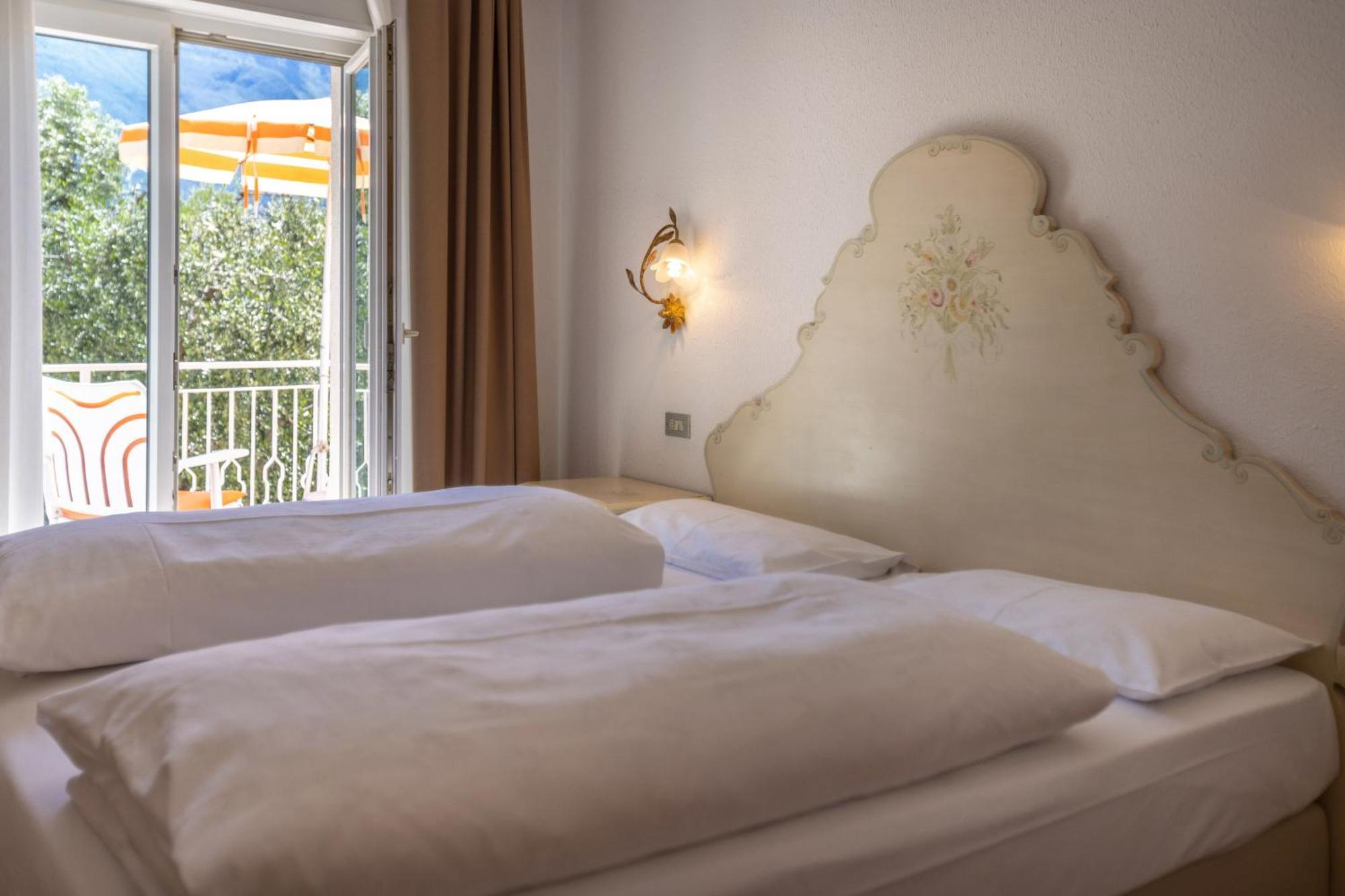 Hotel Villa Margherita Limone sul Garda Exterior foto