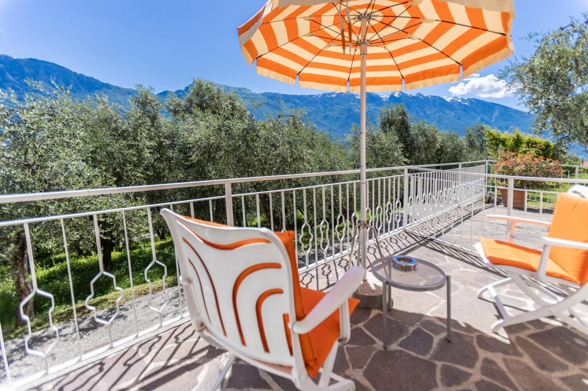 Hotel Villa Margherita Limone sul Garda Exterior foto