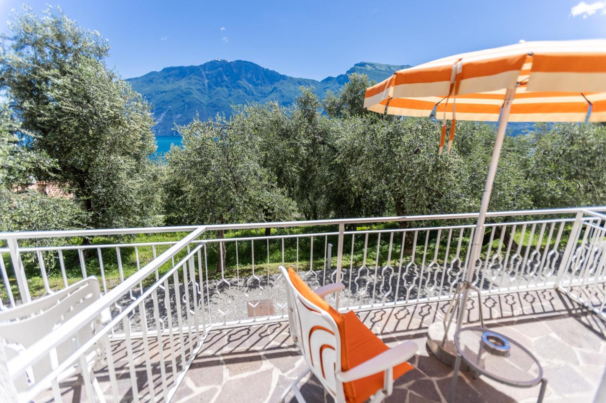 Hotel Villa Margherita Limone sul Garda Exterior foto