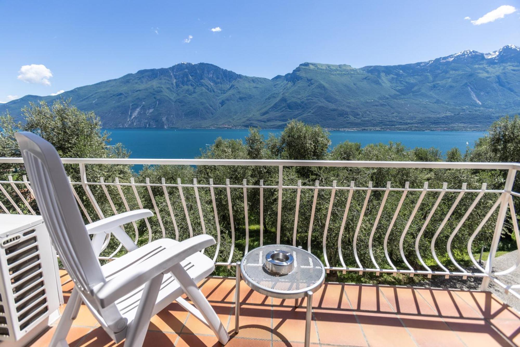 Hotel Villa Margherita Limone sul Garda Exterior foto